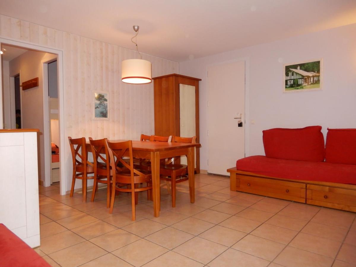 Appartement Au Domaine Du Golf Dans Residence De Vacance Мольетс-е-Маа Екстериор снимка