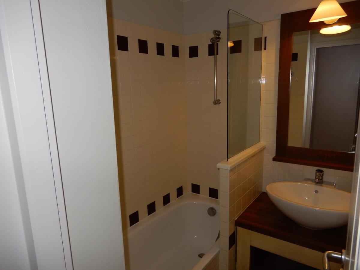 Appartement Au Domaine Du Golf Dans Residence De Vacance Мольетс-е-Маа Екстериор снимка