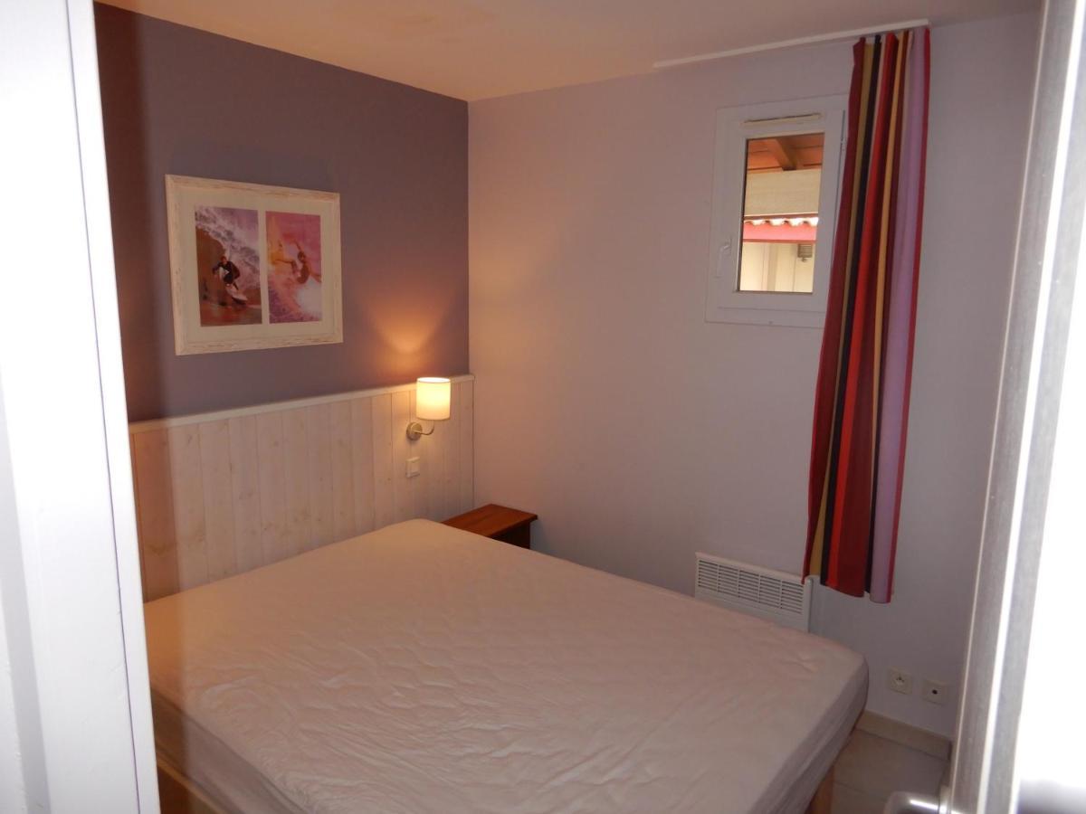 Appartement Au Domaine Du Golf Dans Residence De Vacance Мольетс-е-Маа Екстериор снимка